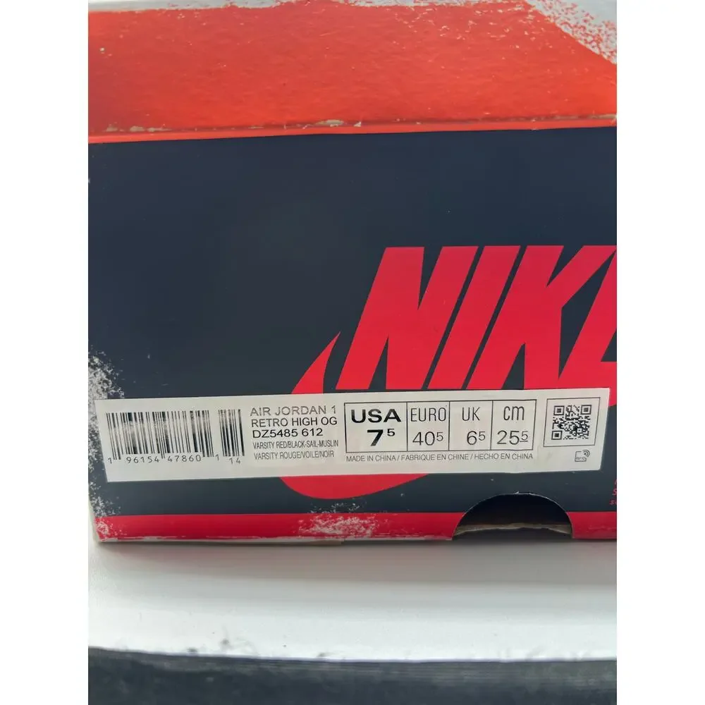 Air Jordan 1 Retro High OG “Chicago Lost & Found” size 7.5 men’s
